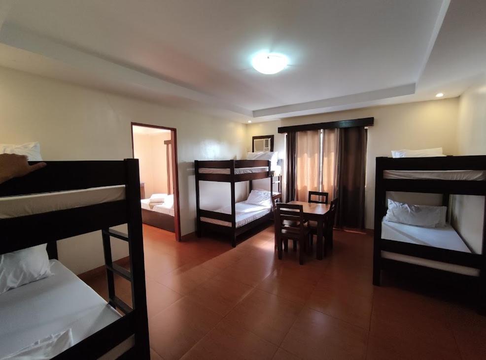 Klir Waterpark Resort And Hotels Guiguinto 外观 照片