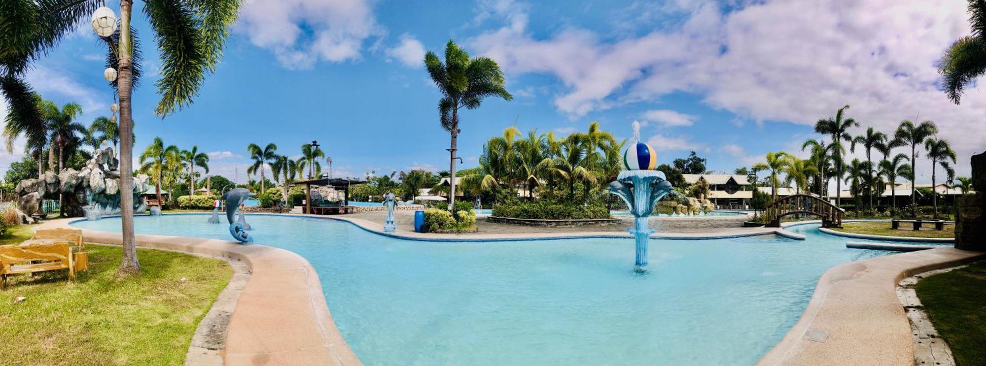 Klir Waterpark Resort And Hotels Guiguinto 外观 照片
